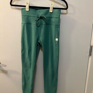Vuori Teal Green High-Rise Drawstring Leggings